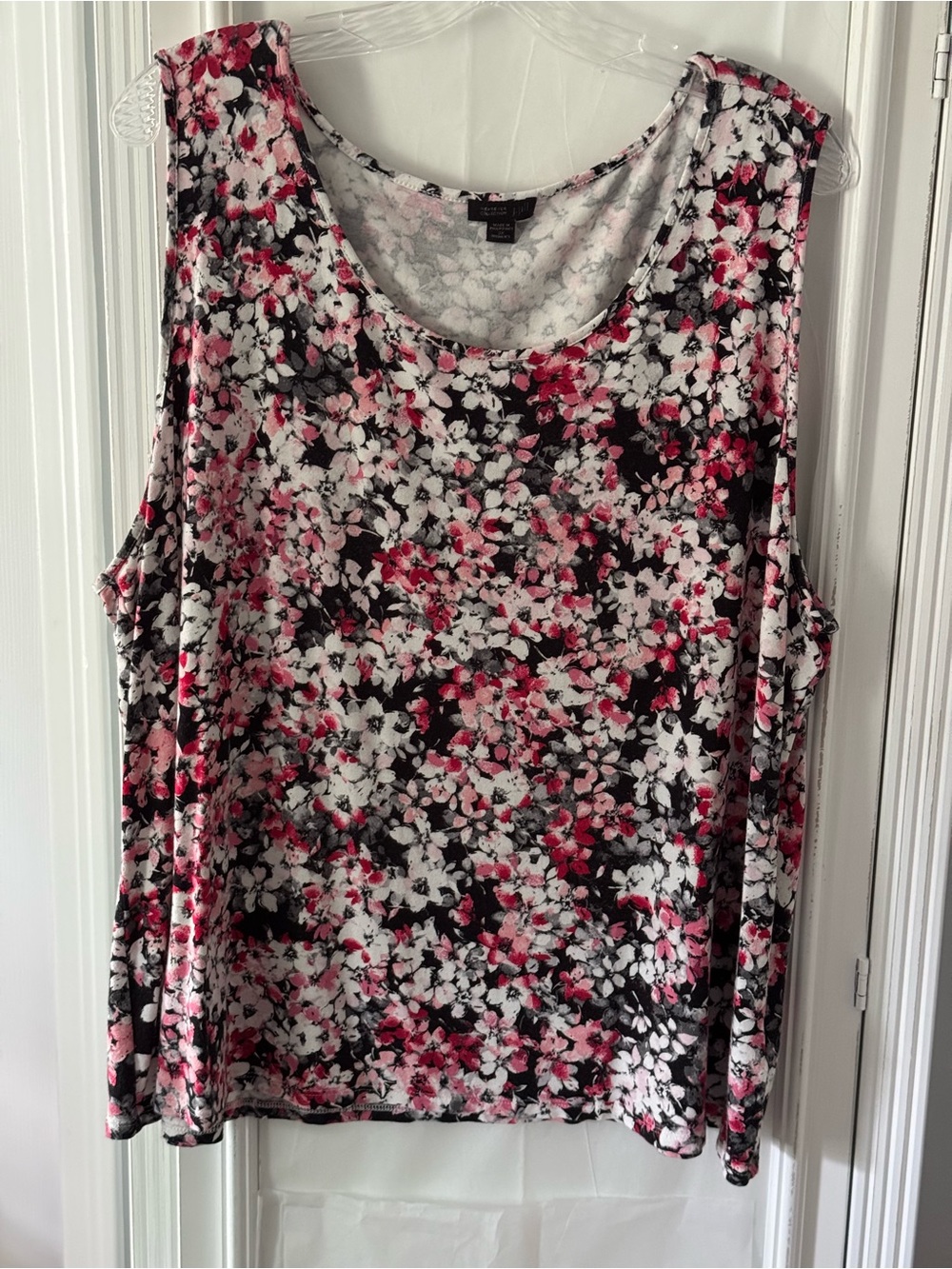J. Jill Floral Scoop Neck Tank Top - Pink, Black, White, Red Size 3X